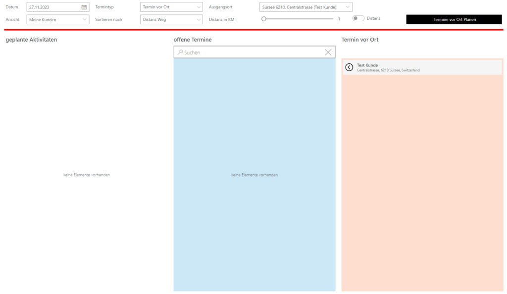 Screenshot aus dem CRM, welches eine Vollbild-Maske zeigt. Oben können Felder gefiltert werden: Datum, Termintyp, Ausgangsort, Distanz in km. Unten sind zwei Spalten offene Termine und Termin vor Ort. Hier können die Kunden via Drag and Drop hin- und hergeschoben werden.